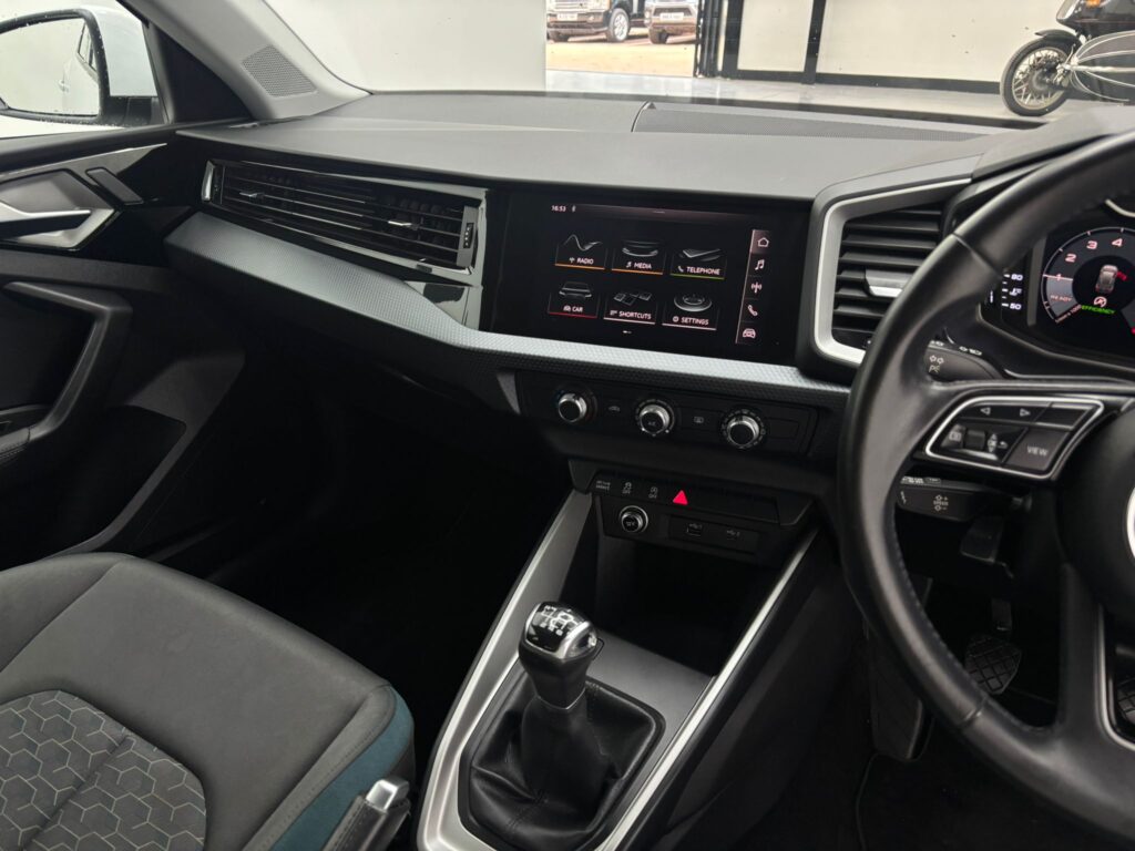 Audi A1 1.0 TFSI 30 Sport Sportback Euro 6 (s/s) 5dr