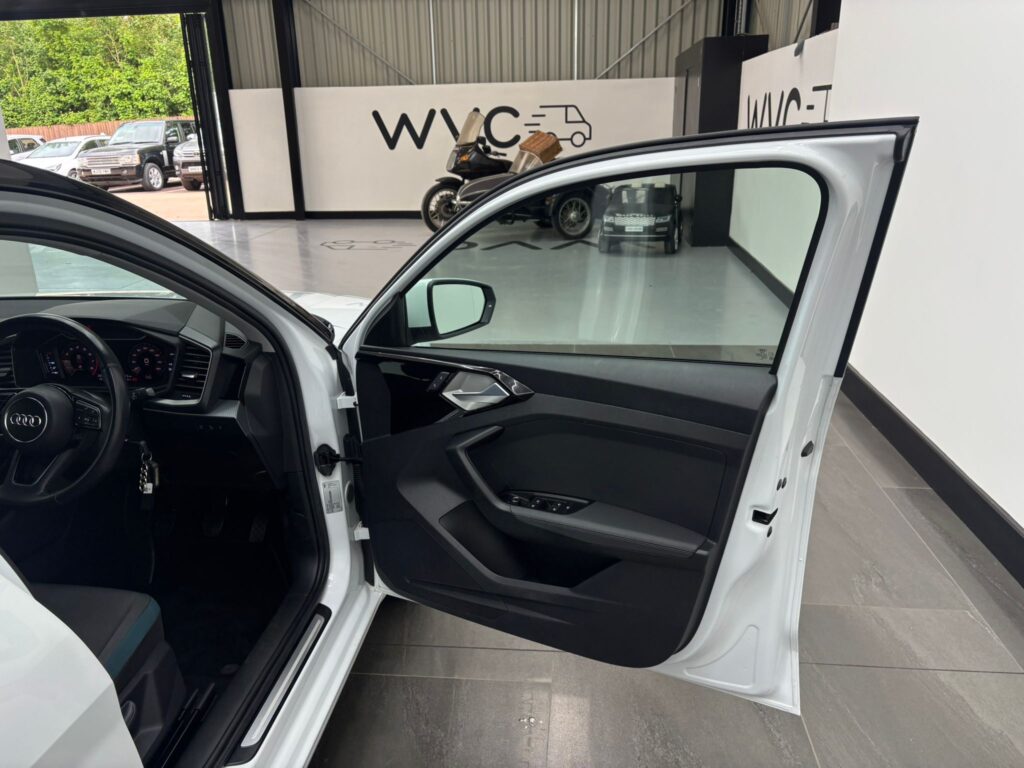 Audi A1 1.0 TFSI 30 Sport Sportback Euro 6 (s/s) 5dr