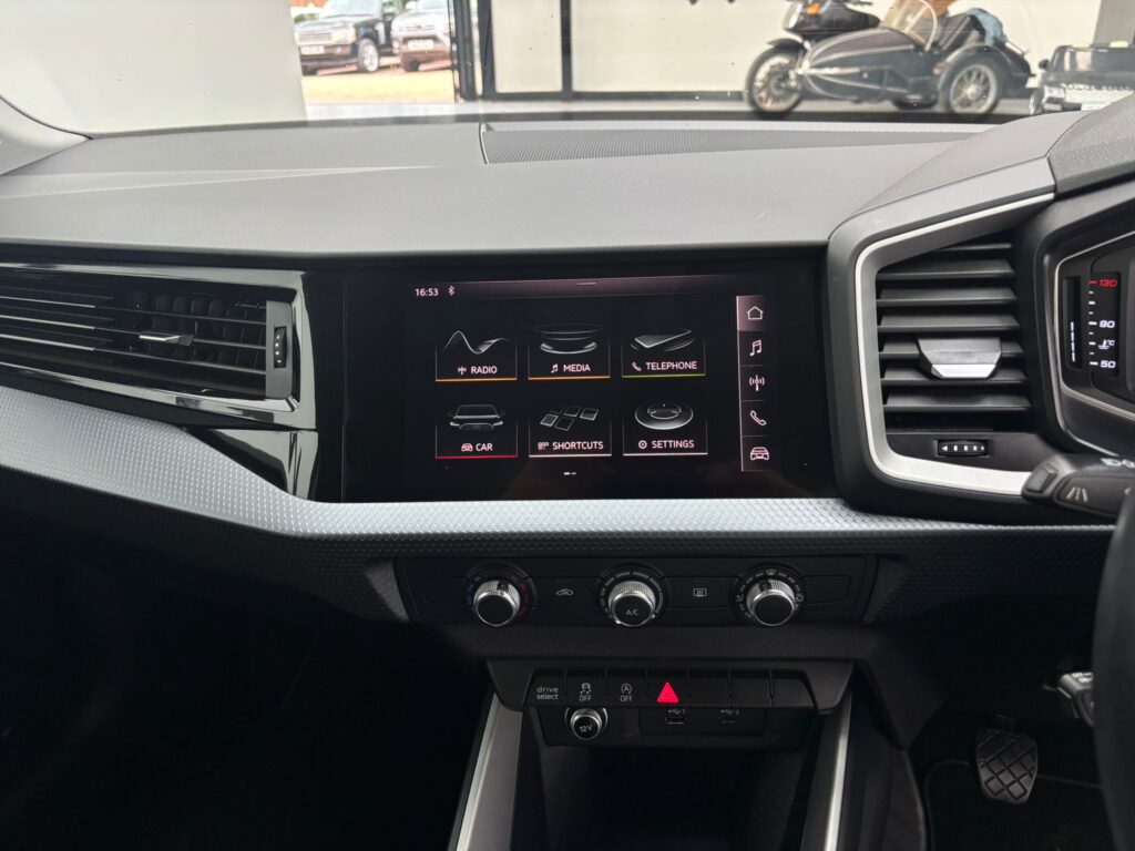 Audi A1 1.0 TFSI 30 Sport Sportback Euro 6 (s/s) 5dr
